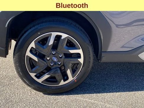 Certified 2025 Subaru Forester Limited AWD/4WD image 13