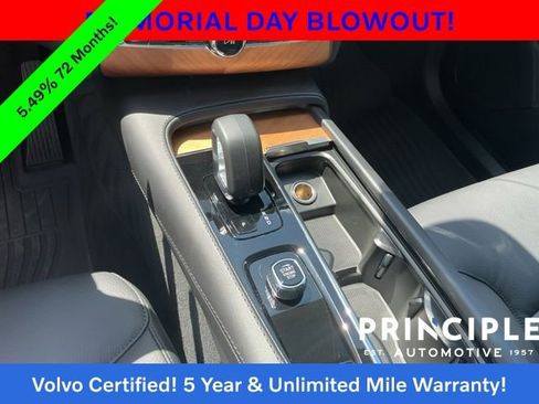 Certified 2025 Volvo XC90 B5 Plus w/ Protection Package Premier AWD/4WD image 20
