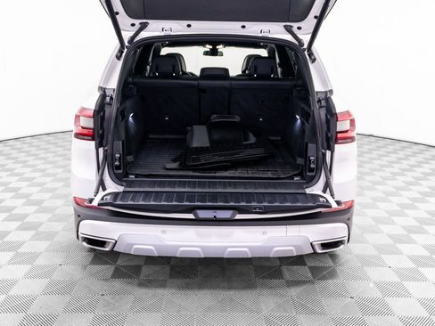 Used 2022 BMW X5 xDrive40i w/ Premium Package AWD/4WD image 36