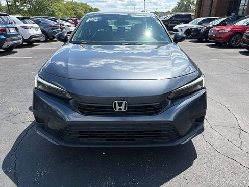 Used 2024 Honda Civic Sport image 2