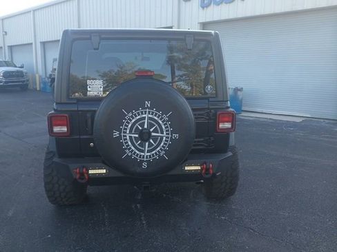 Used 2021 Jeep Wrangler Sport AWD/4WD image 4