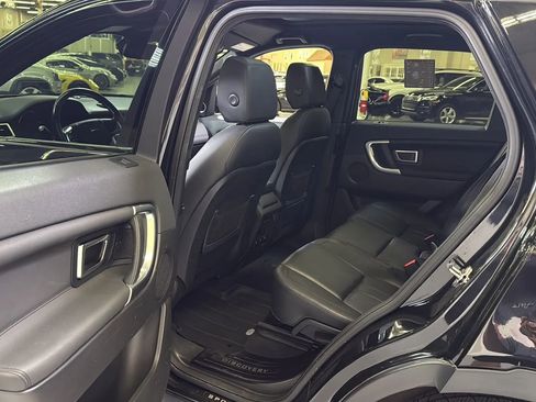 Used 2016 Land Rover Discovery Sport HSE image 21