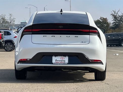 New 2026 Toyota Prius XLE image 5