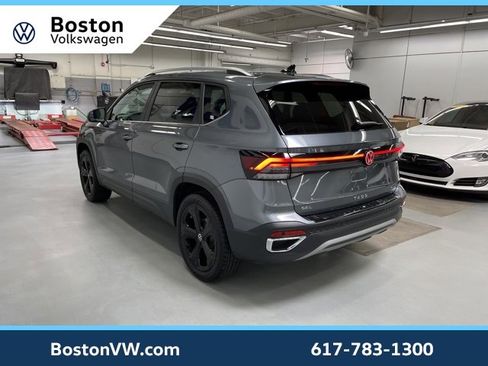 Used 2025 Volkswagen Taos SEL w/ Black Wheel Plus Package image 2