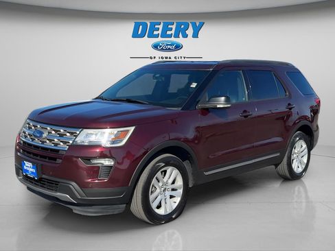 Used 2018 Ford Explorer XLT w/ Equipment Group 202A image 1