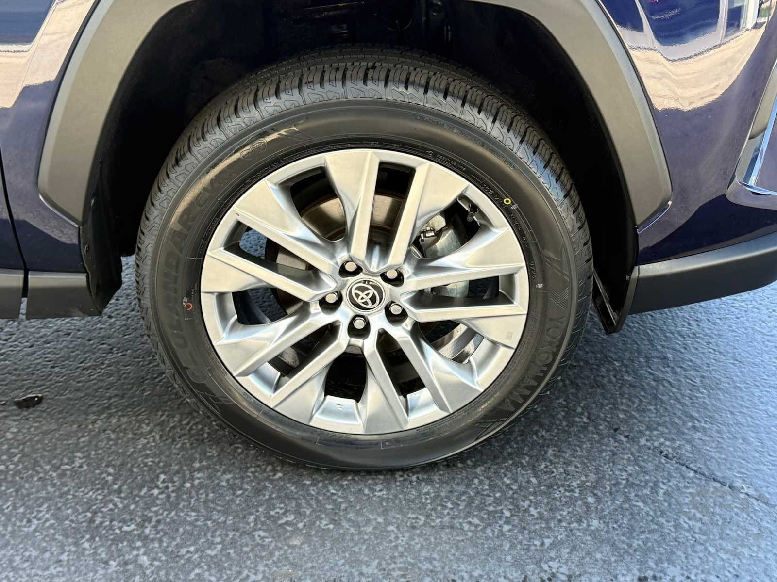 Certified 2023 Toyota RAV4 XLE Premium AWD/4WD image 7