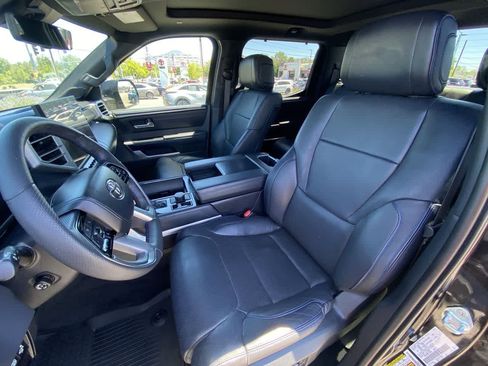 Used 2024 Toyota Tundra Platinum AWD/4WD image 11