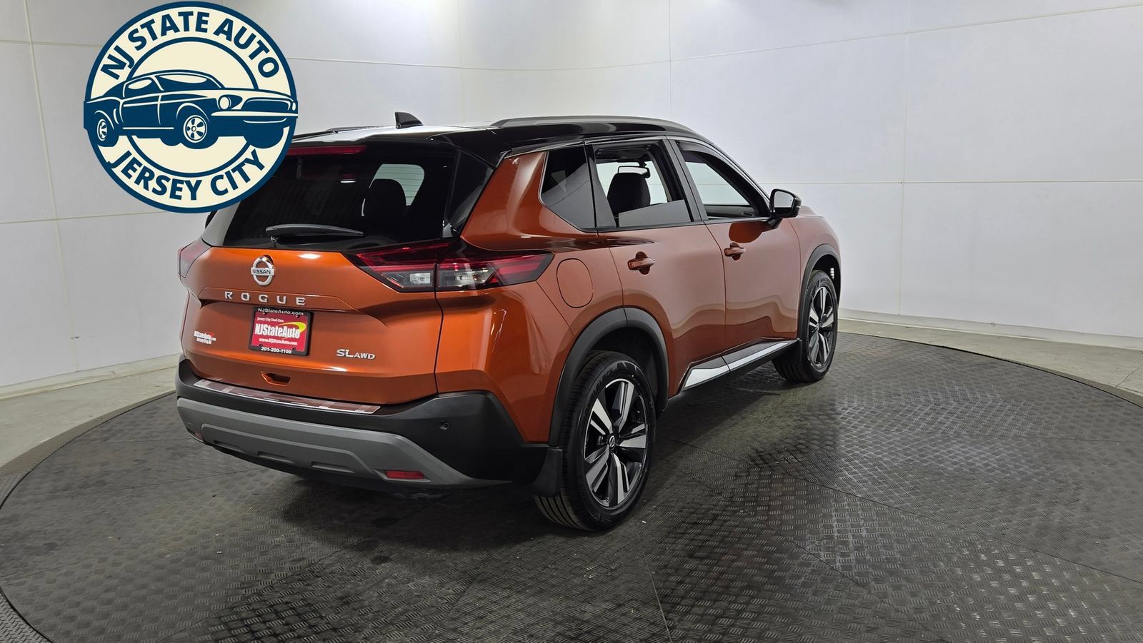 Used 2021 Nissan Rogue SL w/ Premium Package AWD/4WD image 7
