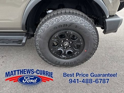 New 2026 Ford Bronco Outer Banks w/ Sasquatch Package AWD/4WD image 14