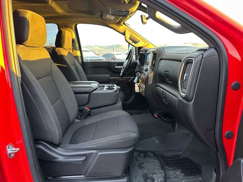 Used 2021 Chevrolet Silverado 3500 LT w/ Fleet Comfort Package image 10