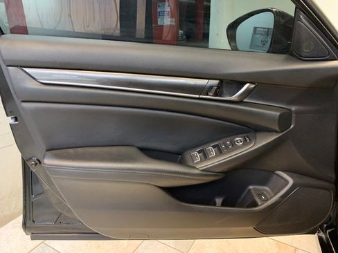 Used 2020 Honda Accord Sport image 16