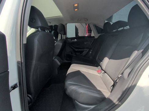 Used 2019 Volkswagen Jetta R-Line FWD image 14