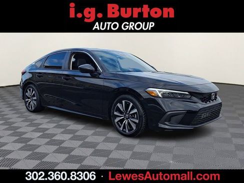 Used 2024 Honda Civic EX-L image 1