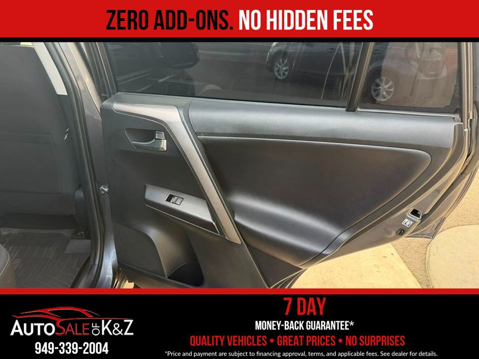 Used 2017 Toyota RAV4 XLE w/ Carpet Mat Package AWD/4WD image 20
