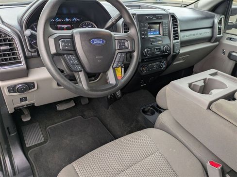 Used 2017 Ford F250 XLT w/ XLT Value Package image 10