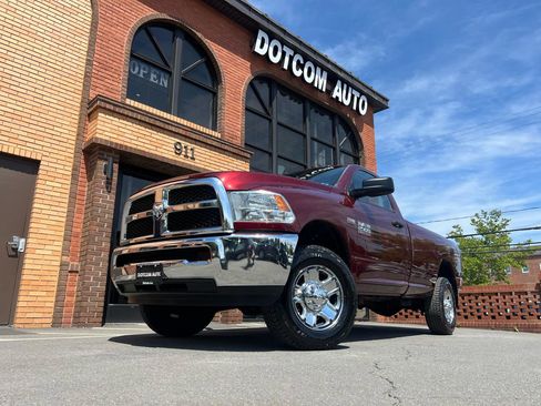 Used 2017 RAM 2500 Tradesman w/ Chrome Appearance Group AWD/4WD image 3