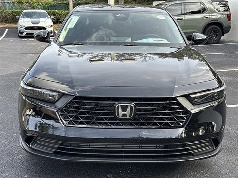 New 2025 Honda Accord SE image 8
