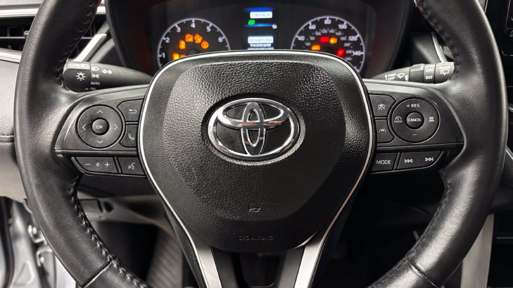 Certified 2025 Toyota Corolla Cross LE FWD image 22