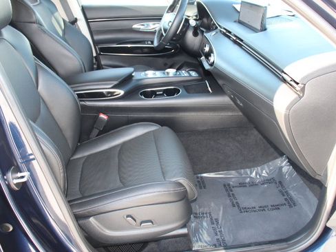 Used 2022 Genesis GV70 2.5T image 19