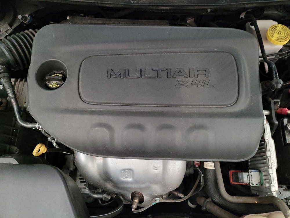 Used 2020 Jeep Cherokee Latitude Plus FWD image 30
