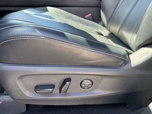 Used 2023 INFINITI QX60 Luxe w/ Cargo Package AWD/4WD image 9