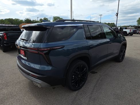 New 2026 Chevrolet Traverse LT FWD image 8