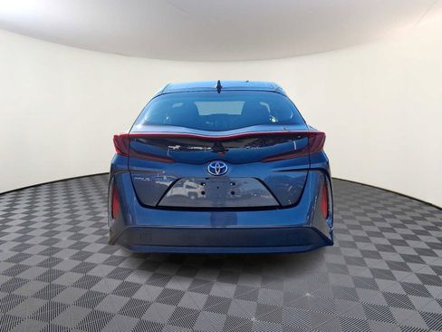 Used 2020 Toyota Prius Prime LE image 7