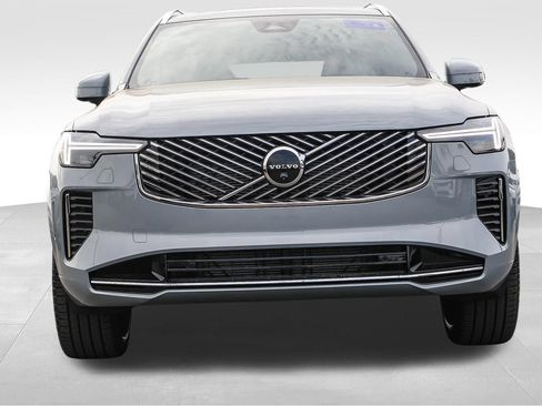 New 2027 Volvo XC90 B6 Plus AWD/4WD image 2