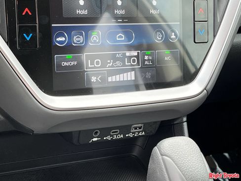 Used 2025 Mitsubishi Outlander Sport AWD image 29