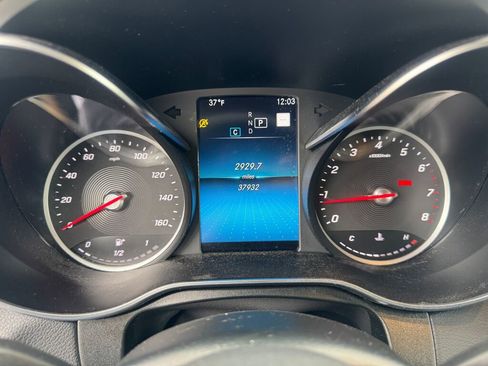 Certified 2022 Mercedes-Benz GLC 300 GLC 300 image 3