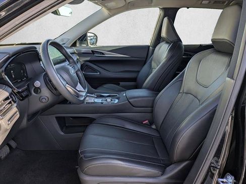 Used 2025 INFINITI QX60 Luxe FWD image 17