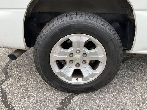 Used 2002 Chevrolet Suburban LS RWD image 23