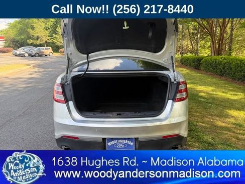 Used 2019 Ford Taurus Limited image 7