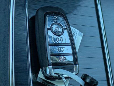 New 2026 Lincoln Aviator AWD image 29