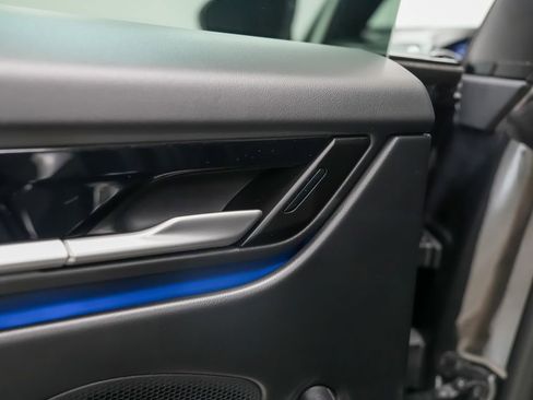 Certified 2025 Porsche Macan Electric RWD image 16