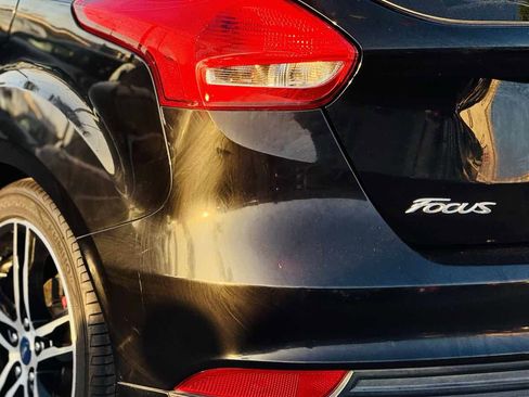 Used 2017 Ford Focus ST w/ Equipment Group 401A image 9