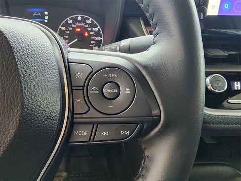 Used 2024 Toyota Corolla SE image 19