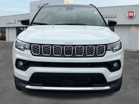 Used 2025 Jeep Compass Limited image 2