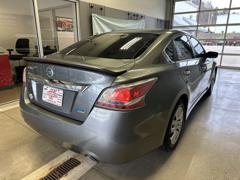 Used 2014 Nissan Altima 2.5 S image 3