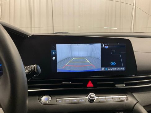 Used 2023 Hyundai Elantra SEL w/ Convenience Package image 22