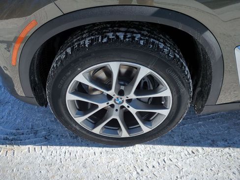 New 2026 BMW X5 xDrive40i w/ Climate Comfort Package AWD/4WD image 30