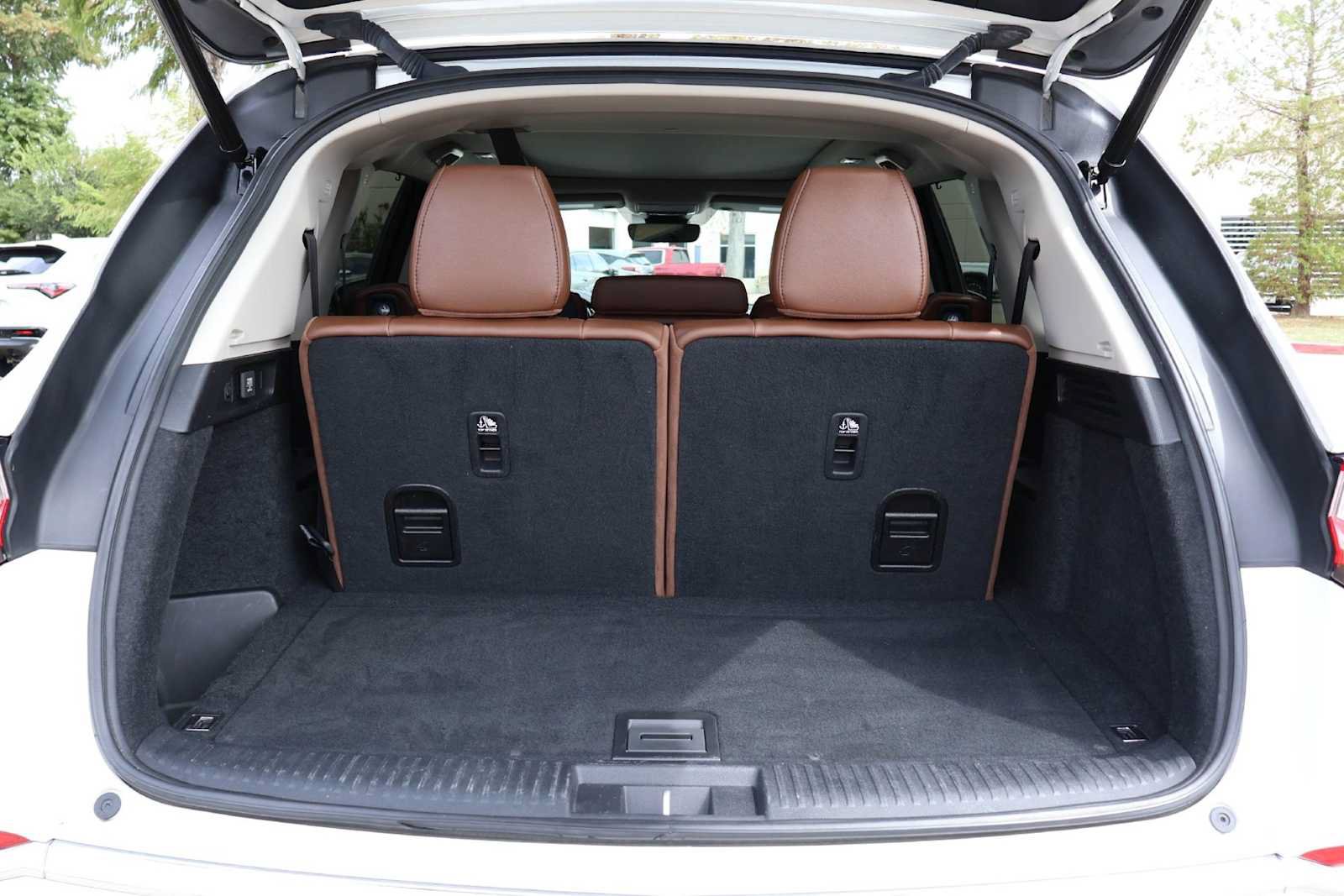 Certified 2022 Acura MDX w/ Technology Package FWD image 19