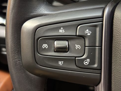 Used 2025 GMC Sierra 3500 Denali Ultimate AWD/4WD image 30