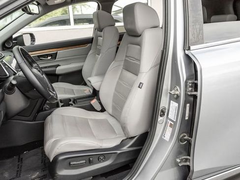 Used 2017 Honda CR-V Touring image 12