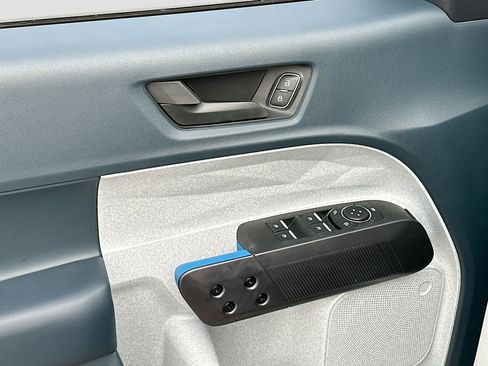 New 2026 Ford Maverick XLT image 12