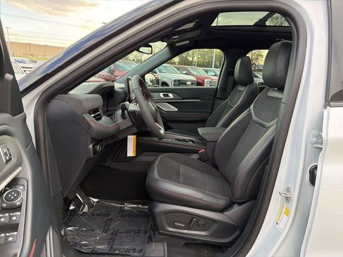 New 2026 Ford Explorer ST w/ Sun And Sound Package AWD/4WD image 10