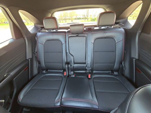 Used 2025 Ford Escape ST-Line image 21