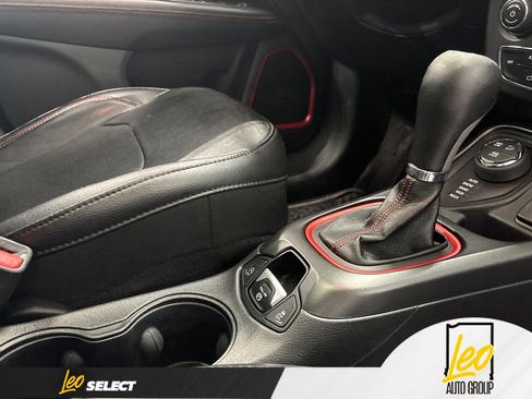 Used 2019 Jeep Compass Trailhawk w/ Leather Interior Group AWD/4WD image 15