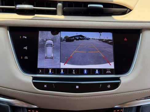 Used 2020 Cadillac XT5 Premium Luxury w/ Platinum Package image 27