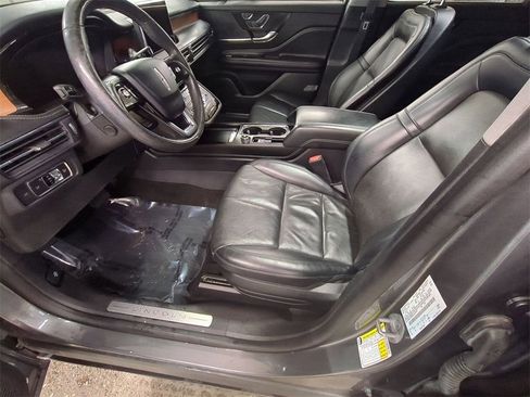 Used 2022 Lincoln Corsair Reserve w/ Equipment Group 201A image 9